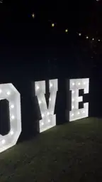 Video real de Letras LOVE Vintage
